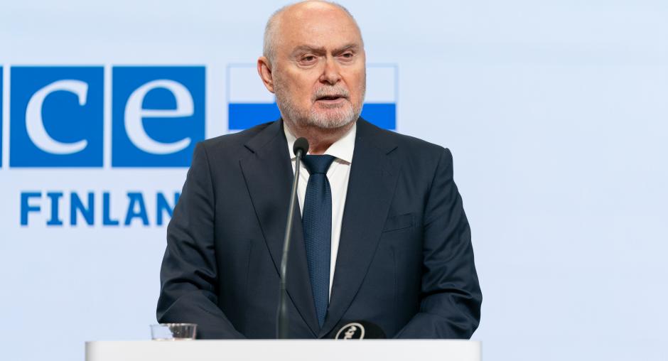 Feridun H. Sinirlioğlu